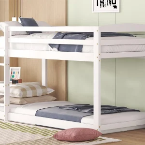 Grenen stapelbed met valbeveiliging + ladder – 90x200cm – Wit Grenen stapelbed met valbeveiliging + ladder – 90x200cm – Wit