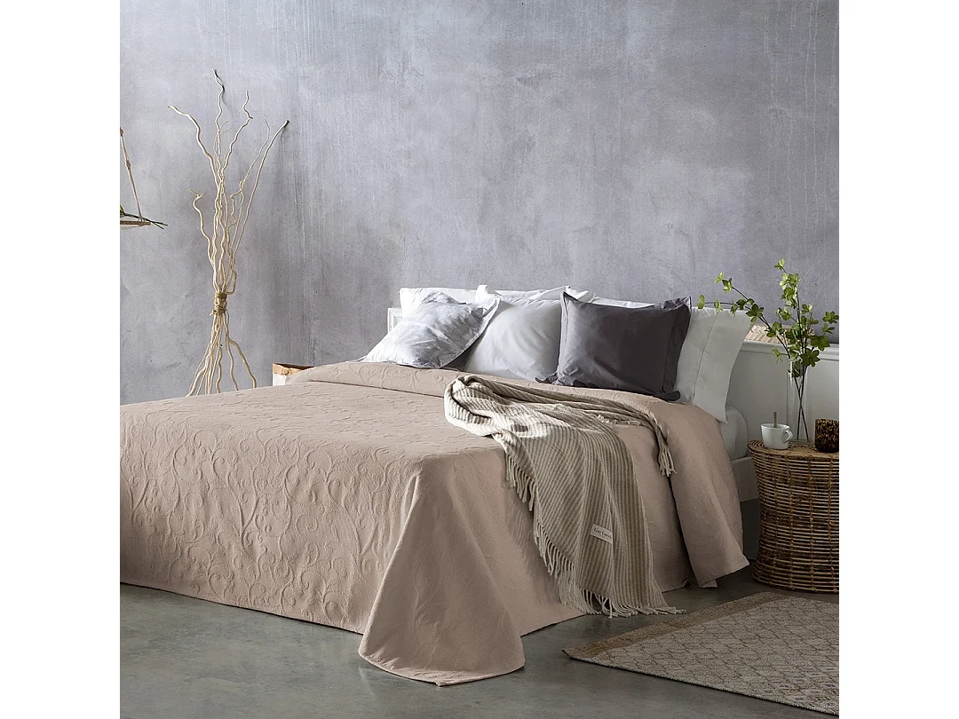 Guy Laroche sprei Aardebloem 180x270 cm