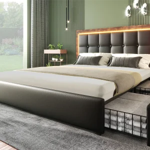Gestoffeerd bed met LED-verlichting en 4 laden – 140×200 cm – Hoofdeinde in hoogte verstelbaar – in zwart kunstleer Gestoffeerd bed met LED-verlichting en 4 laden – 140×200 cm – Hoofdeinde in hoogte verstelbaar – in zwart kunstleer