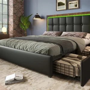 Gestoffeerd bed met LED-verlichting en 4 laden – 160×200 cm – Hoofdeinde in hoogte verstelbaar – in zwart kunstleer Gestoffeerd bed met LED-verlichting en 4 laden – 160×200 cm – Hoofdeinde in hoogte verstelbaar – in zwart kunstleer