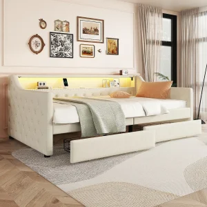 Gestoffeerd bed 90 x 200 cm met hoofdeinde – LED's – 2 laden, USB-oplaadaansluiting en opbergplank – linnenstof – beige (zonder matras)