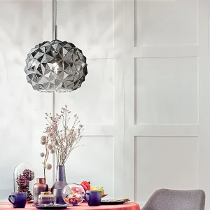 Hanglamp van gerookt geblazen glas, diameter 35 cm, E27 fitting, elegant en modern design voor verfijnde interieurs – Perenz Hanglamp van gerookt geblazen glas, diameter 35 cm, E27 fitting, elegant en modern design voor verfijnde interieurs – Perenz