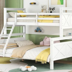 Stapelbed 90/140x200cm in grenenhout – met barrières en ladder – Wit Stapelbed 90/140x200cm in grenenhout – met barrières en ladder – Wit