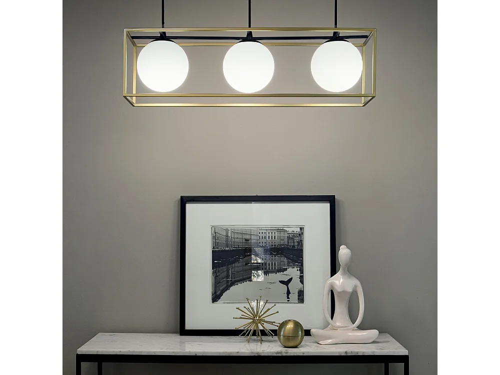 Hedendaagse Lingotto hanglamp van metaal en messing met 3 E14-lampen