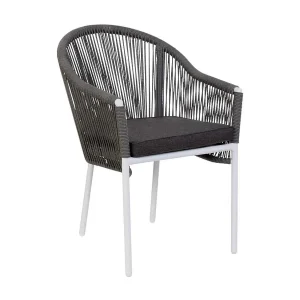 Grijze rotan stoel voor thuis
