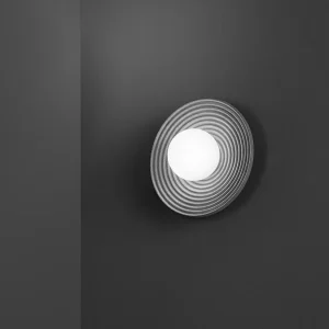 Grijze metalen en betonnen wandlamp – Wandlamp met diffuser van geblazen glas – 10S48416 GC Collectie – Diameter 28,5 cm – Perenz Grijze metalen en betonnen wandlamp – Wandlamp met diffuser van geblazen glas – 10S48416 GC Collectie – Diameter 28,5 cm – Perenz